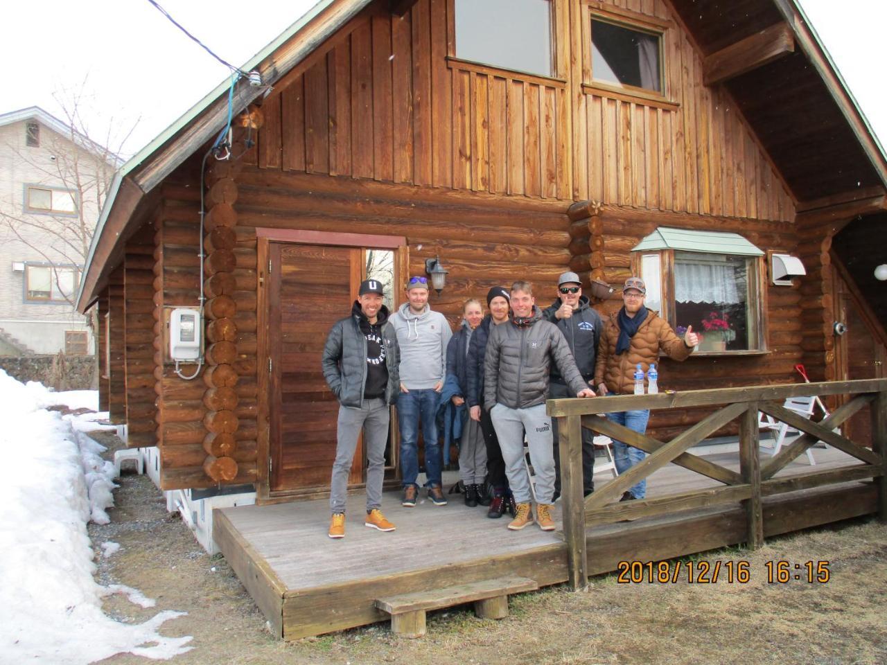 Log Cottage Villa Happo Хакуба Екстер'єр фото